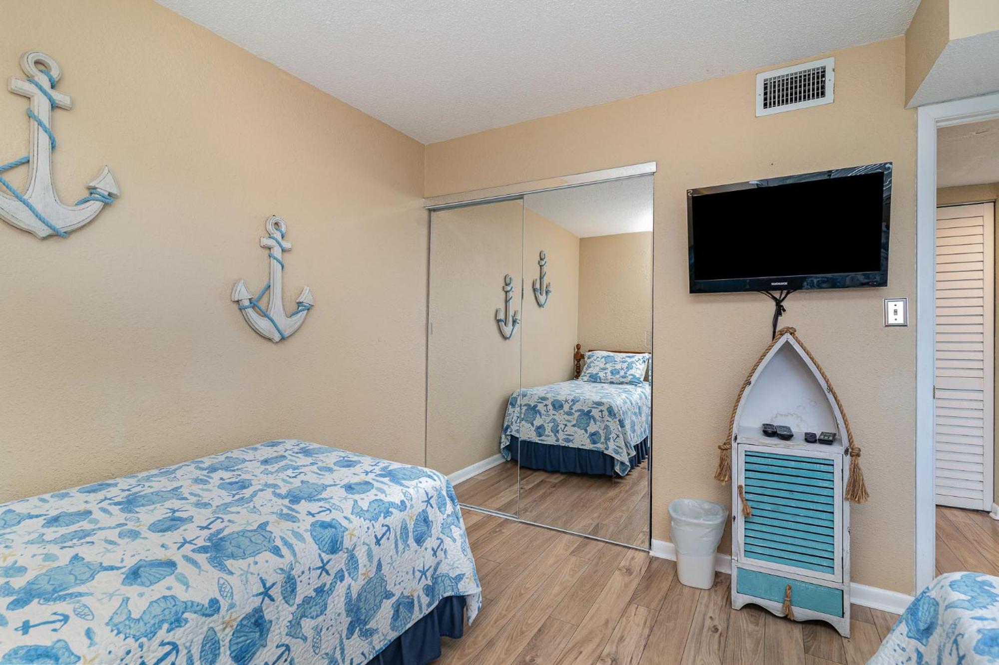 Sands Beach Club Briarcliffe Acres Екстериор снимка