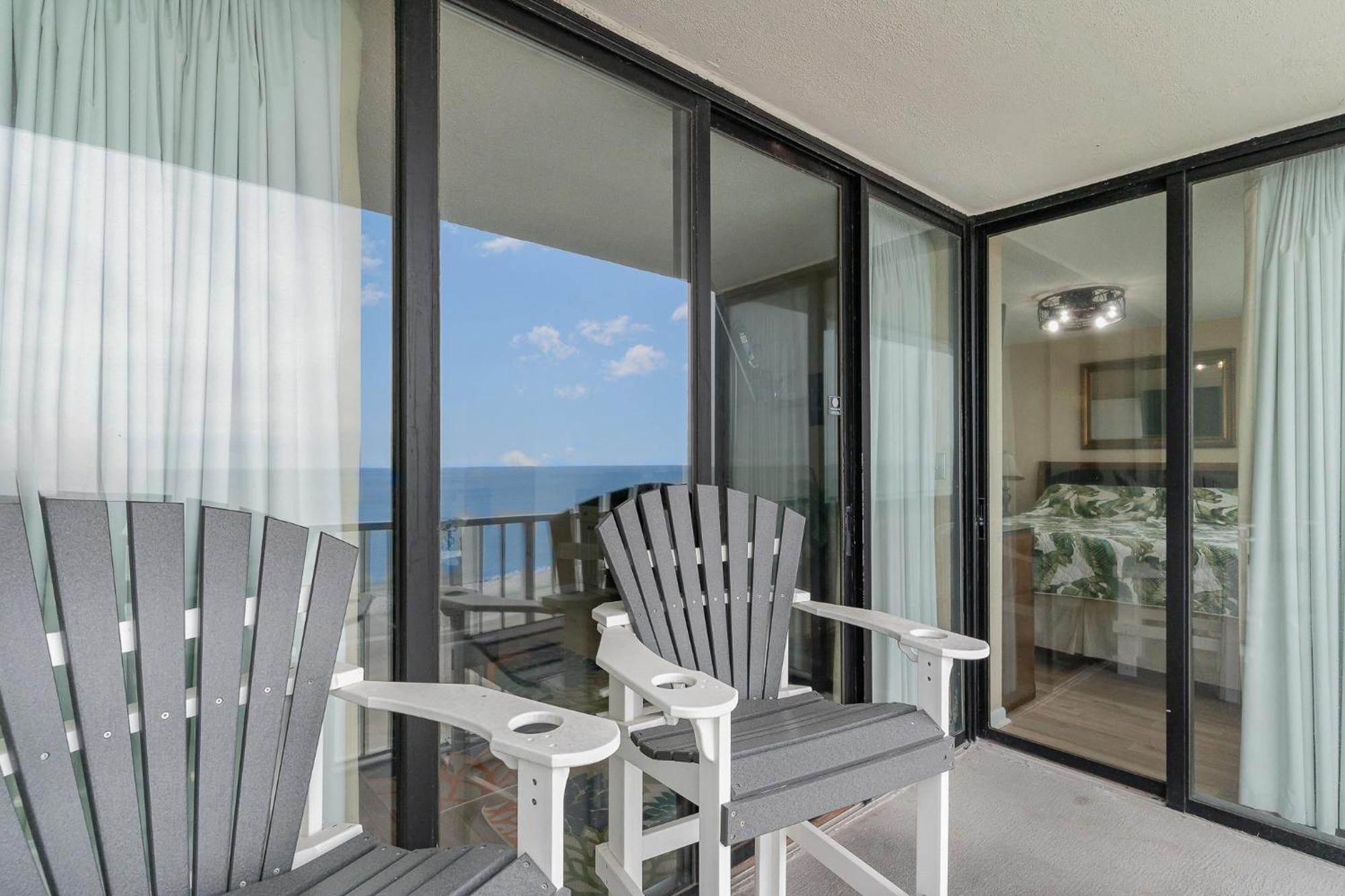 Sands Beach Club Briarcliffe Acres Екстериор снимка